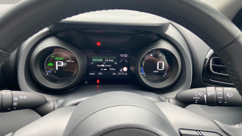 Toyota Yaris 1.5 Hybrid Design 5dr CVT Hybrid Hatchback